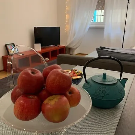 Apartamento Casa Sirte Con Terrazzino. Roma